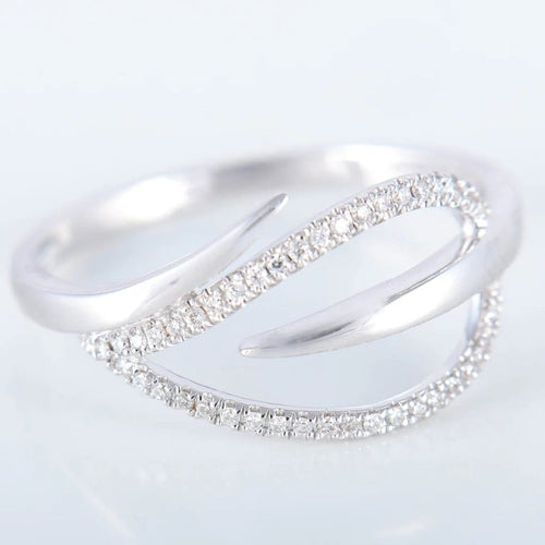 Bague 55 Bague feuille en or blanc 18K et diamants 58 Facettes