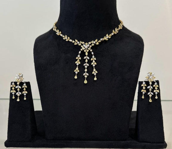 Collier Collier à pampilles - Collier en or 18K et diamants jaunes et blancs 58 Facettes