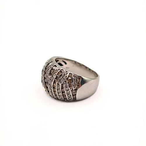 Bague 58 Bague en or blanc 18 carats sertie de diamants 58 Facettes 21025624