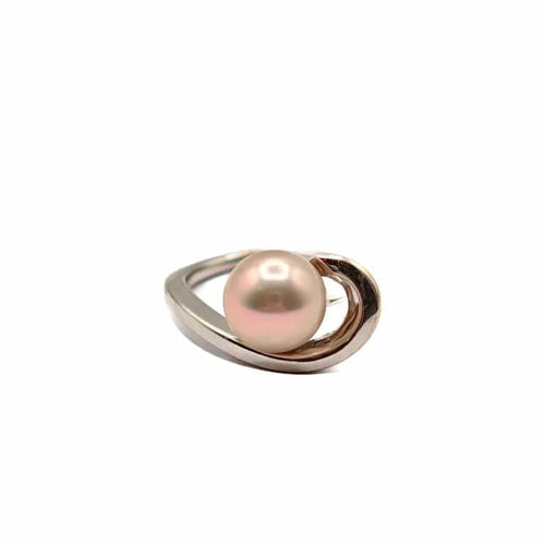 Bague 53 Bague en or blanc 18 carats et perle 58 Facettes 21001901