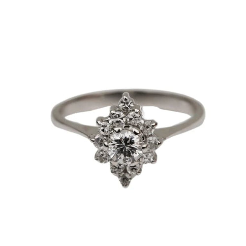 Bague 51 Bague marguerite en or blanc 18 carats et diamants 58 Facettes