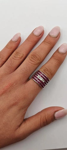 Bague 56 Bague en or blanc 18 carats avec rubis et diamants 58 Facettes 21008269