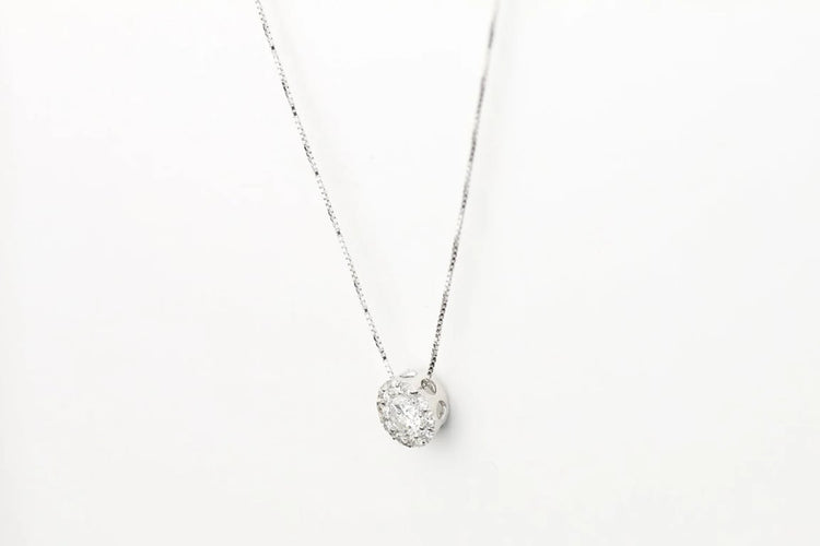 Collier Collier en or blanc 18 carats avec diamants 58 Facettes