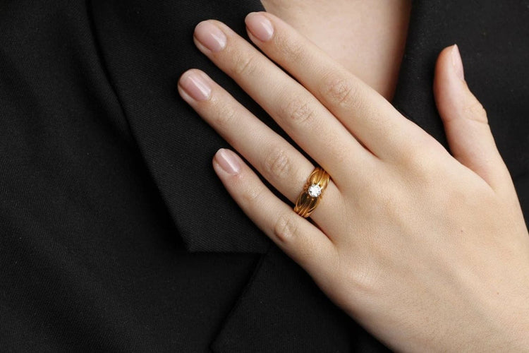 Bague 53 Bague solitaire en or jaune 18 carats avec diamant 0,35 ct 58 Facettes