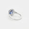 Bague 53 Bague marguerite en or blanc 18K avec saphir de Ceylan 4,09 ct 58 Facettes