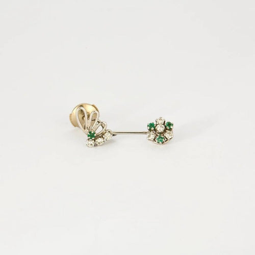 Boucles d'oreilles Pendants d’oreilles marguerite en or gris 18 carats, émeraudes et diamants 58 Facettes
