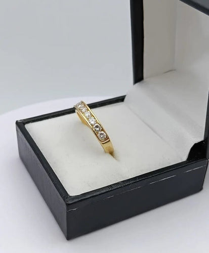Bague 53 Bague demi-alliance en or 18k sertie rail et diamants 58 Facettes