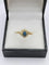 Bague 57 Bague tourbillon en or jaune 18k avec saphir ovale et diamants 58 Facettes