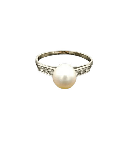 Bague 55 Bague vintage en or gris 18k, perle de culture et diamants 58 Facettes