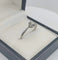 Bague 53 Bague solitaire vintage en or gris 18K avec diamant 58 Facettes