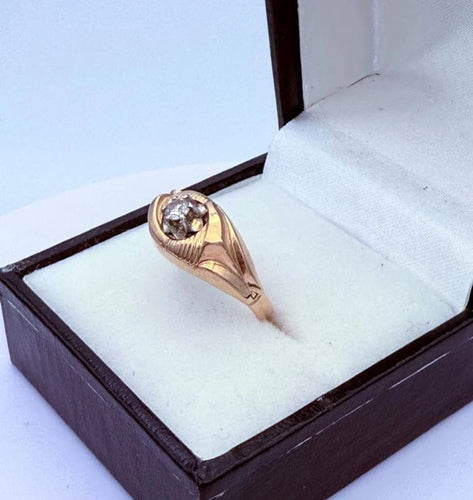 Bague 51 Bague rétro en or jaune 18K sertie d’un diamant 58 Facettes