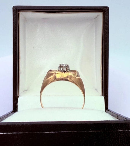 Bague 51 Bague rétro en or jaune 18K sertie d’un diamant 58 Facettes