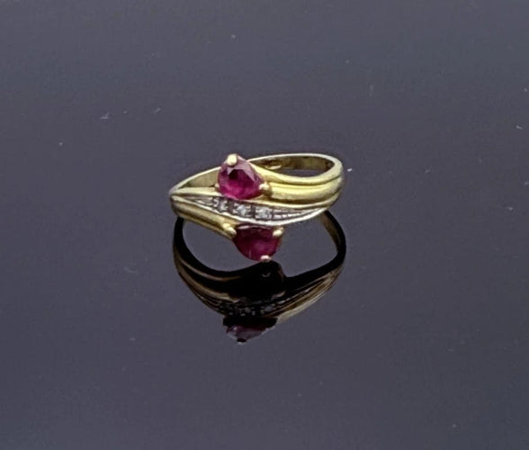 Bague 52.5 Bague Toi & Moi vintage en or jaune 18K avec rubis poire et diamants 58 Facettes