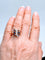 Bague 52 Bague rétro cocktail en or jaune 18K et platine, saphirs et diamants 58 Facettes