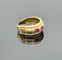 Bague 55 Bague jarretière vintage en or jaune 18k avec rubis et diamants 58 Facettes
