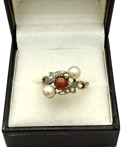 Bague 53 Bague trilogie ancienne en or 18K avec perles, grenat et diamants 58 Facettes
