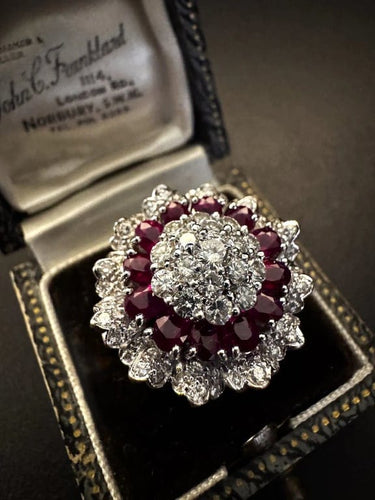 Bague 54 Bague vintage années 1950 en platine avec rubis et diamants 58 Facettes