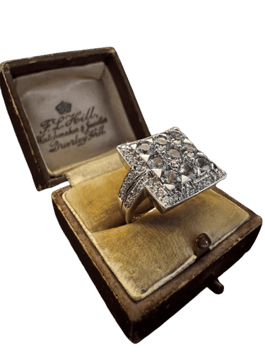 Bague 54 Bague en or blanc 18 carats avec aigues-marines et diamants 58 Facettes