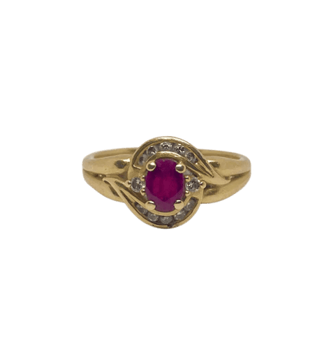Bague 57 Bague en or jaune avec rubis et diamants 58 Facettes