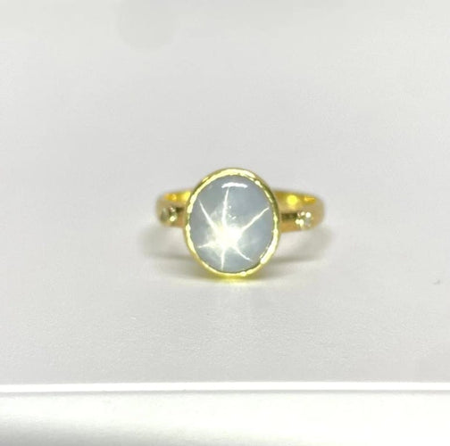 Bague 49 Bague vintage en or jaune 750 au saphir étoilé et diamants 58 Facettes