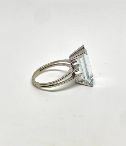 Bague 52 Bague cocktail en or gris 750 sertie d’une aigue-marine 58 Facettes