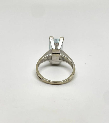 Bague 52 Bague cocktail en or gris 750 sertie d’une aigue-marine 58 Facettes