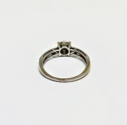 Bague 51 Bague solitaire en or gris 750 sertie de diamants illusion 58 Facettes