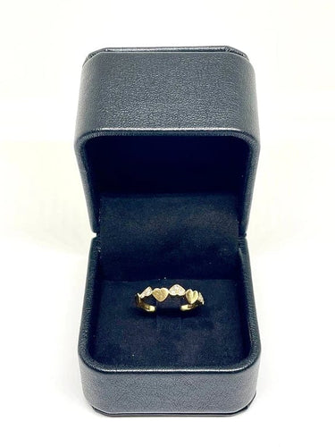 Bague 56 Bague motifs cœurs en or jaune 18K et diamants 58 Facettes