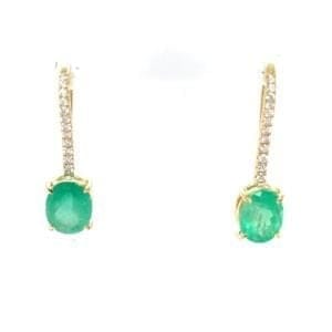 Boucles d'oreilles Boucles d'oreilles en or jaune avec émeraude et diamants 58 Facettes