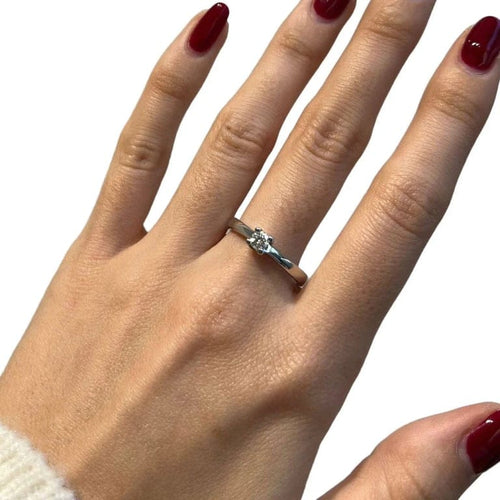 Bague 57 Bague solitaire en or blanc 18 carats avec diamant taille brillant 58 Facettes