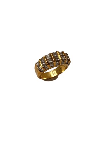 Bague 55 Bague en or jaune sertie de diamants taille princesse 58 Facettes