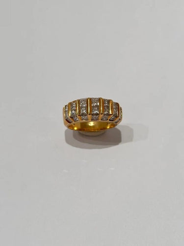 Bague 55 Bague en or jaune sertie de diamants taille princesse 58 Facettes