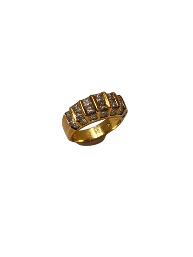 Bague 55 Bague en or jaune sertie de diamants taille princesse 58 Facettes