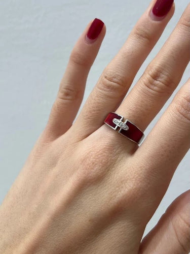 Bague 52 Bague en or blanc 18 carats avec résine rouge et diamants 58 Facettes