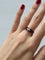 Bague 52 Bague en or blanc 18 carats avec résine rouge et diamants 58 Facettes