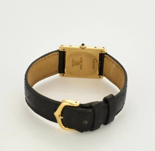 Montre Cartier Tank Louis - Montre rectangulaire en or jaune 18 carats 58 Facettes LV110