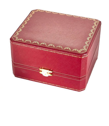 Montre Cartier Tank Louis - Montre rectangulaire en or jaune 18 carats 58 Facettes LV110