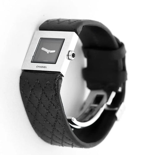 Montre Chanel - Montre vintage matelassée en acier et cuir noir 58 Facettes