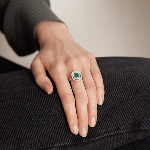 Bague 51.5 Bague en or blanc 18K à émeraude et diamants 58 Facettes ES613EM/4