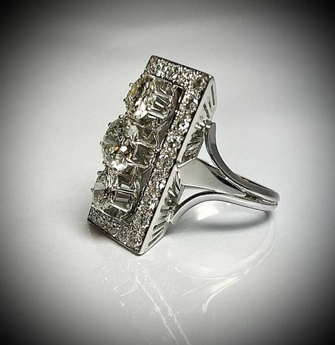 Bague 55 Bague diamants années 1950 en or blanc 18 carats 58 Facettes F7Lp26