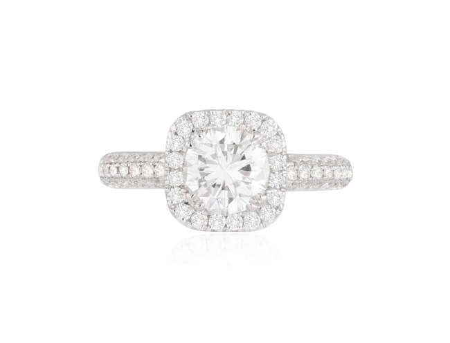 Bague 53 Bague en or gris sertie d’un diamant 1,27 ct certifié 58 Facettes 237689