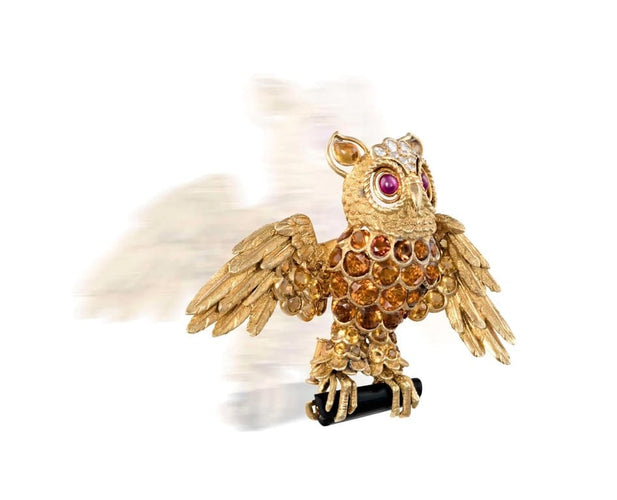 Broche Champagnat - Broche hibou en or jaune, onyx, citrines, diamants et rubis 58 Facettes 042303.03