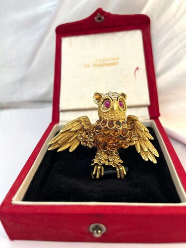 Broche Champagnat - Broche hibou en or jaune, onyx, citrines, diamants et rubis 58 Facettes 042303.03