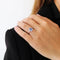 Bague 54 Bague saphir de Ceylan et diamants en or jaune 18 carats 58 Facettes