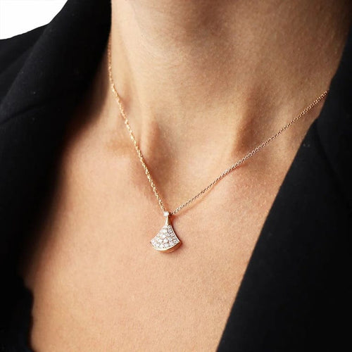 Collier Bulgari Diva's Dream - Collier en or rose 18 carats et diamants 58 Facettes LO876648