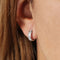Boucles d'oreilles Boucles d’oreilles créoles double rang en or blanc 18 carats et diamants 58 Facettes
