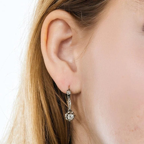 Boucles d'oreilles Dormeuses anciennes en or 18 carats bicolore et diamants 58 Facettes