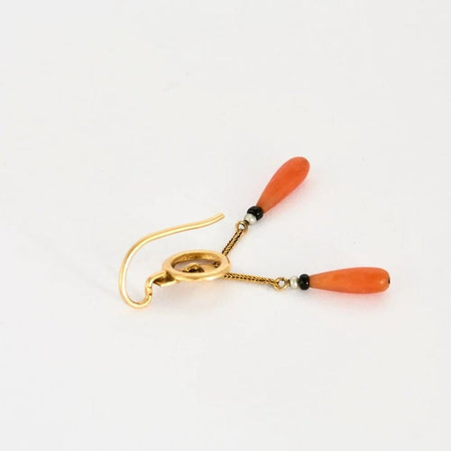 Boucles d'oreilles Boucles d’oreilles pendantes Napoléon III en or jaune 18 carats, corail 58 Facettes