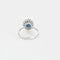 Bague 55 Bague marguerite en or gris 18 carats saphir et diamants 58 Facettes