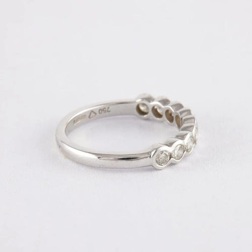 Bague 51 Demi-alliance - Bague en or gris 750 sertie de diamants 58 Facettes